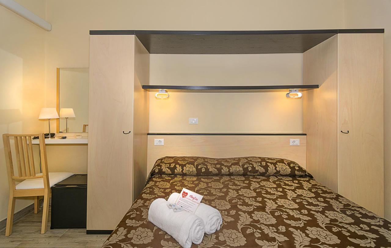 Hotel Storyville Business & Holiday Cinquale Buitenkant foto