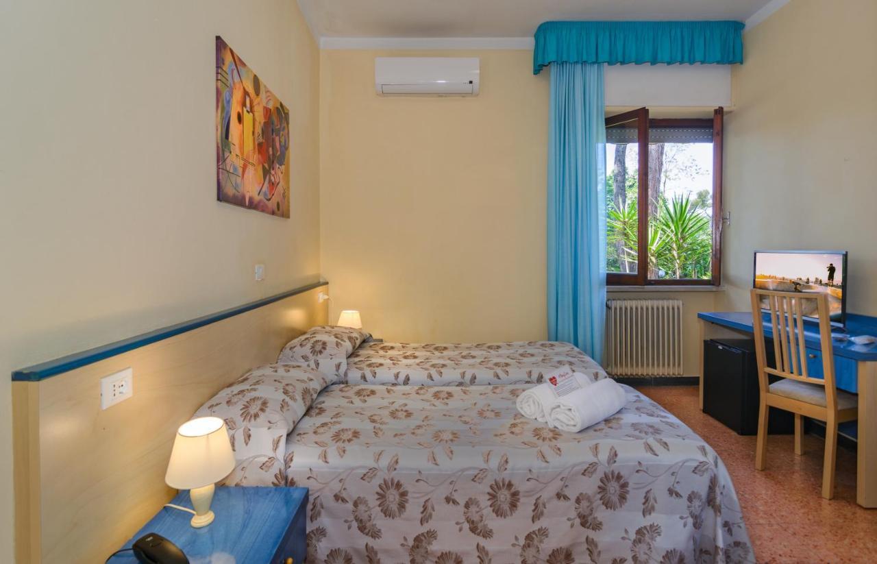 Hotel Storyville Business & Holiday Cinquale Buitenkant foto
